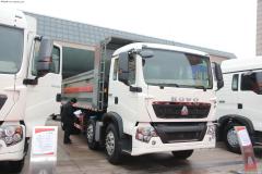 中國重汽 HOWO T5G系重卡 310馬力 8X4 自卸車(ZZ3317N356GD2)