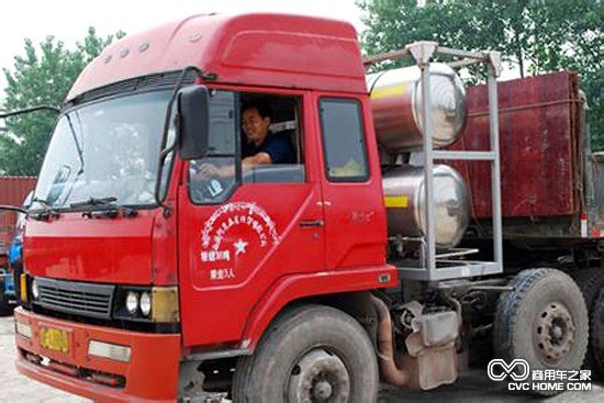 　汽車“油改氣”勢頭旺 規范性待加強