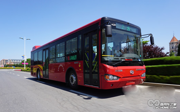 海格插電式氣電混合動力公交車扮靚5A景區