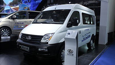 2015重慶車展 2015款傲運通短軸中頂6座